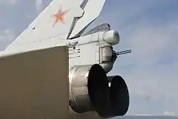 GŠ-23 na zadní dálkově ovládané věži letounu Tu-22M.