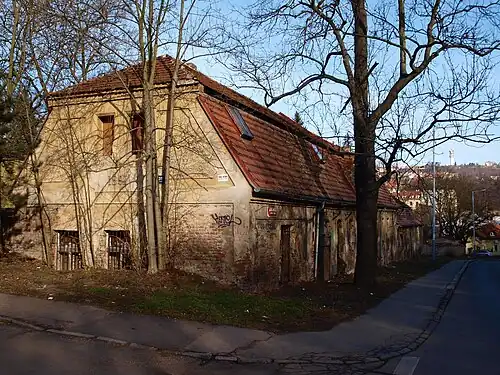 Průčelí hospodářské budovy(2011)