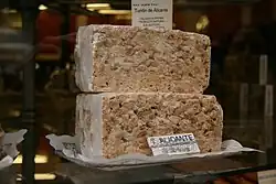 Španělský turrón de Alicante