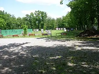 lukostřelnice na vrcholu