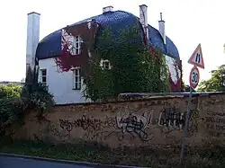 Pohled na vilu (2011)