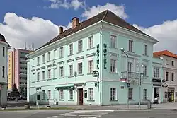 U hroznu, Poříčská 27, Mnichovo Hradiště 2017-04.jpg