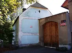 U jinonického rybníčka 1.jpg