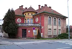 Uhříněves, fara.jpg