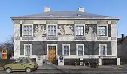 Pošta a obecní úřad v Uhersku