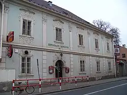 Uhlířské Janovice, restaurace U Myslivce.jpg