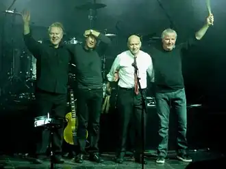 Ultravox v Berlíně roku 2012 zleva: Warren Cann, Chris Cross, Midge Ure, Billy Currie