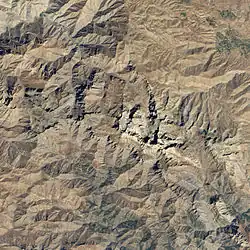 Satelitní pohled na masiv Cilo s vrcholem Uludoruk