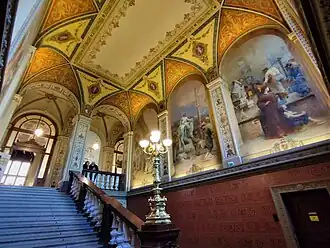 Schodiště Uměleckoprůmyslového musea v Praze