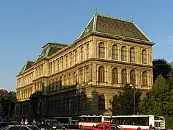 Uměleckoprůmyslové_muzeum_(Josefov),_Praha_1,_17._listopadu,_Široká_2,_Josefov.JPG