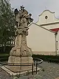 Uničov, sousoší sv.Jana Nepomuckého.JPG