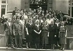 Zaměstnanci univerzitní knihovny, 1953