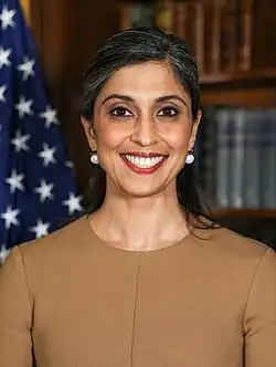 Oficiální portrét (2025)