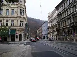 Od prostranství k Újezdu