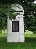 Výklenková kaplička (Krakovec).jpg