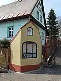 Výklenková kaplička Horní Blatná.JPG