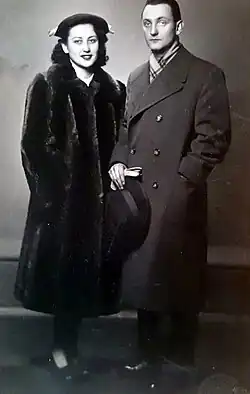 Věra Holotíková a Karel Krumnikl před svatbou v roce 1949