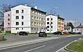 Bytovky u hlavní silnice