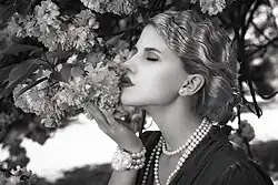 Vůně jara, 2010, První republika, model: Barbora Taliánová