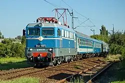 Vlak vedený lokomotivou řady V43 MÁV-TRAKCIÓ