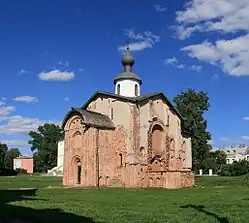 Chrám Paraskjevy Pjatnicy na trhu