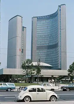 VW Beetle, Queen Street