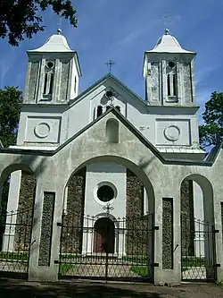 Kostel sv. Jana Křtitele ve Vainutu na pravém břehu Šyšalė