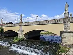 Vamberk - památkově chráněný most přes Zdobnici (2).jpg