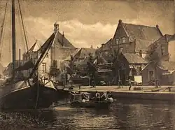 Petrus Martinus Gerhardus Maria van Haaren: Neznámé město, asi 1920, pigmentový tisk