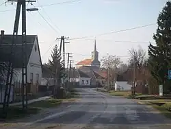 Hlavní ulice ve Vanyole