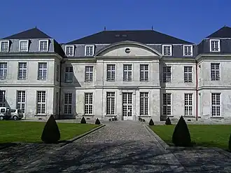 Zámek - Fénélonovo gymnázium