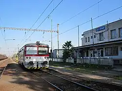 Motorový vůz řady 812 ve stanici Veľké Kapušany