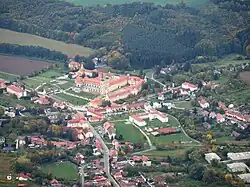 Letecký pohled na obec Velehrad