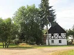 Památkově chráněná hrázděná usedlost čp. 7