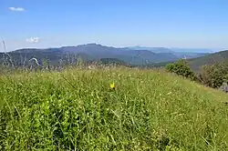 Pohled z vrcholu k jihozápadu