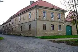 Venkovská usedlost čp. 18, Šlapanice, okres Kladno.JPG