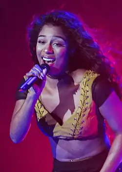 Victoria vystupující v roce 2017