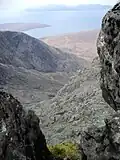 Pohled z vrcholu The Inaccessible Pinnacle do údolí