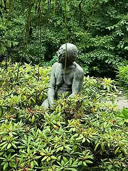 Socha Dohasínající krása od Viléma Amorta