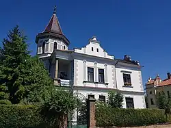 Vila Morušovka v červenci 2020