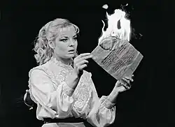 V roli Kristiny ve Věci Makropulos, Národní divadlo, foto Oldřich Pernica (1985)