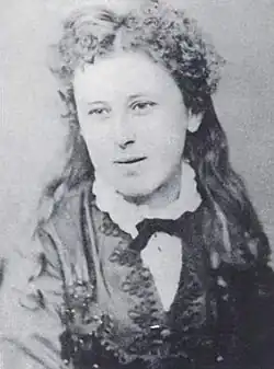 Violet Pagetová – Vernon Lee asi roku 1870