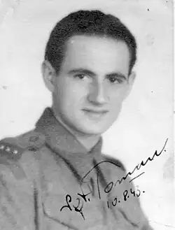 Vladimír Maděra pod krycím jménem Toman na fotografii z roku 1943