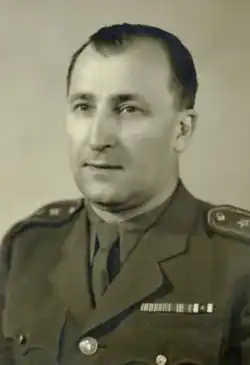 Foto před rokem 1953 (penzionován v roce 1952)