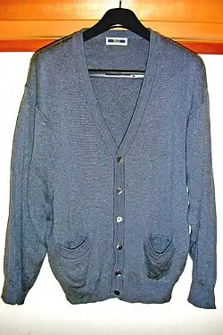 Kardigan s výstřihem do V.