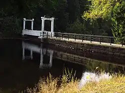 Vodní dílo Rudolfov - hráz.jpg