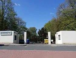 Vokovický hřbitov – vstupní brána