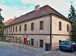 Vršovický Mikuláš - fara.JPG