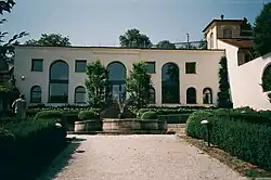 Vratislavská zahrada, nejvyšší patro s pavilonem a vodotryskem