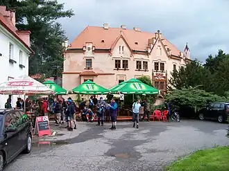 Punkt u zámku ve Vrchotových Janovicích (2013)